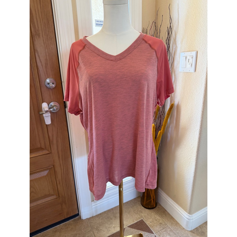 The North Face FlashDry V-Neck Active Top Coral Pink Heather XL